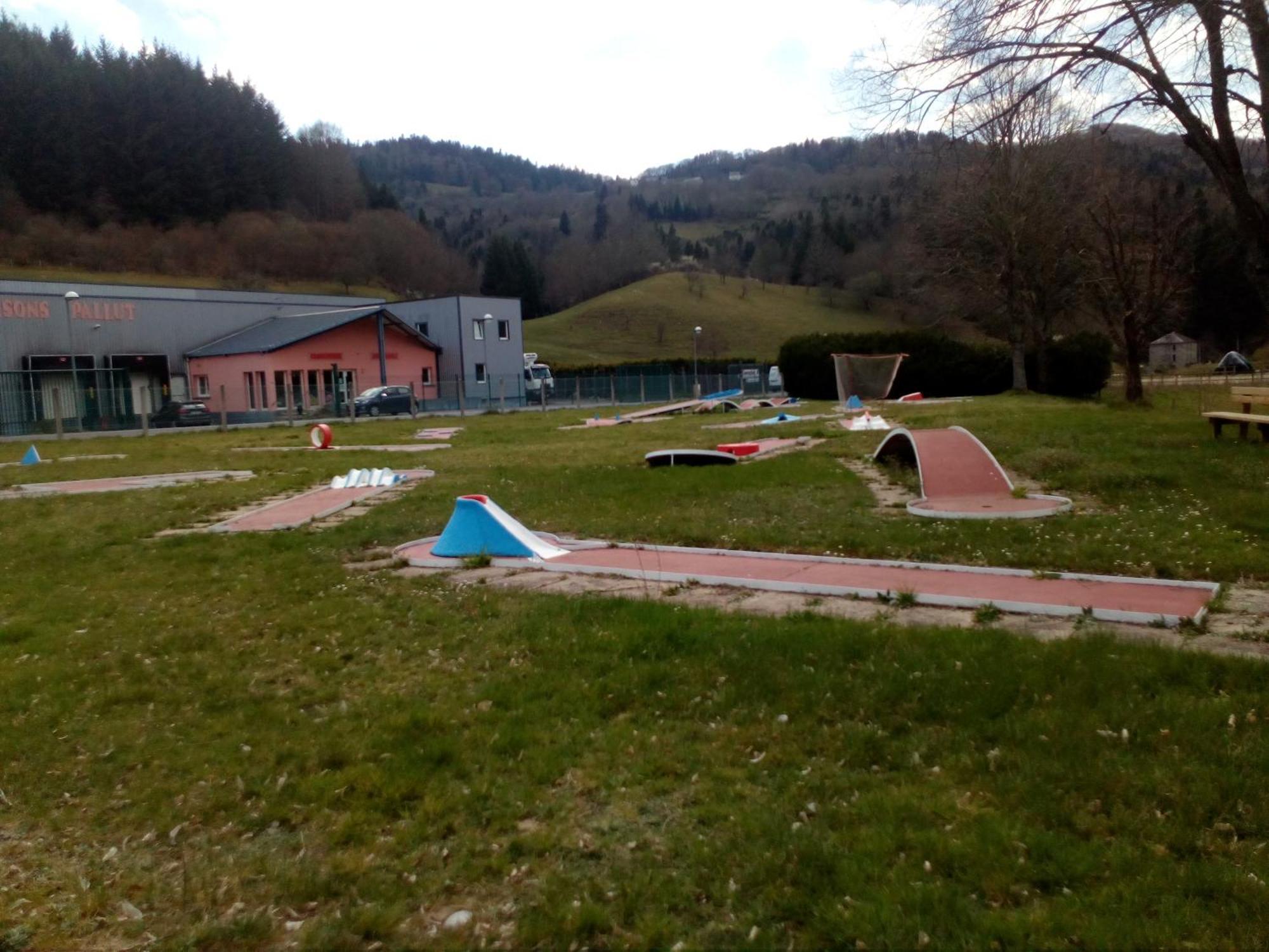 Camping La Borie Basse Condat  Екстер'єр фото