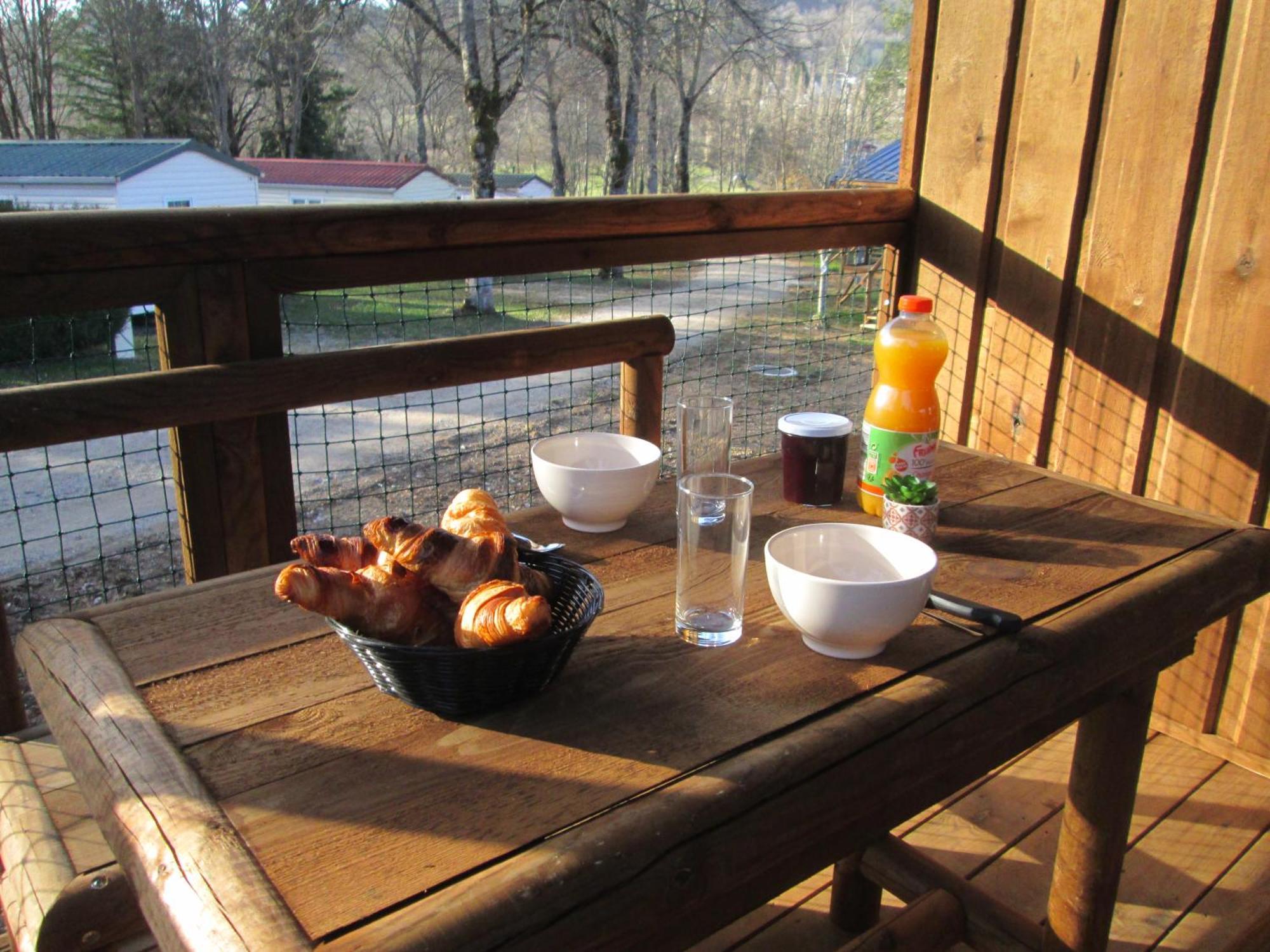 Camping La Borie Basse Condat  Екстер'єр фото